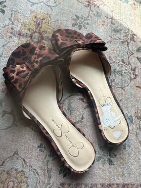 Jessica Simpson Leopard Bow Slide Sandals - Brown & Black